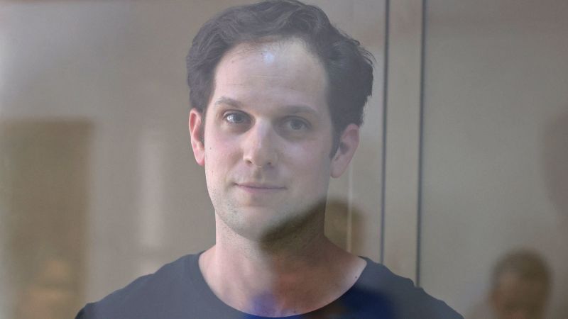 NextImg:Wall Street Journal reporter Evan Gershkovich loses appeal against pre-trial detention | CNN