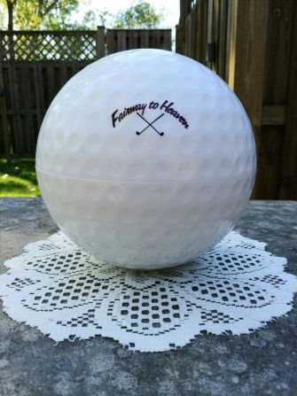 An Ahlgrim urn fit for a die-hard golfer.