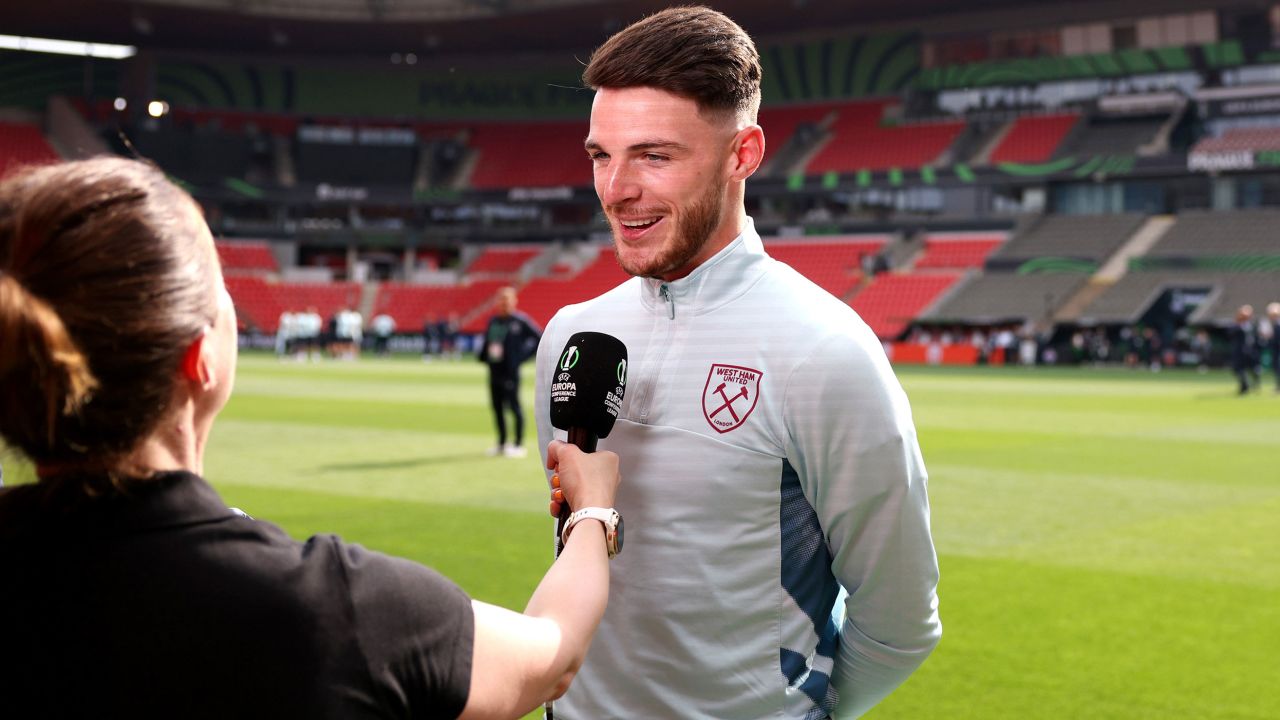 PRAGUE, CZECH REPUBLIC - JUNE 06: Declan Rice of West Ham United is interviewed prior to the UEFA Europa Conference League 2022/23 final match between ACF Fiorentina and West Ham United FC on June 06, 2023 at Eden Arena in Prague, Czech Republic. (Photo by Richard Heathcote/Getty Images)