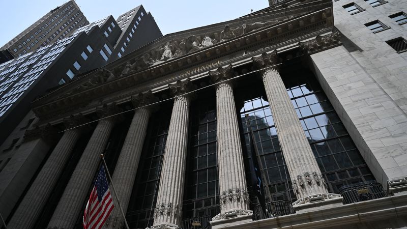 NextImg:Why it might be time to get optimistic about the stock market | CNN Business