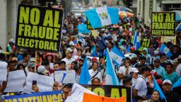 Supporters of former presidential candidate Carlos Pineda attend a demonstration after the Constitutional Court suspended his candidacy from the presidential election, in Guatemala City, Guatemala, May 26, 2023. REUTERS/Luis Echeverría