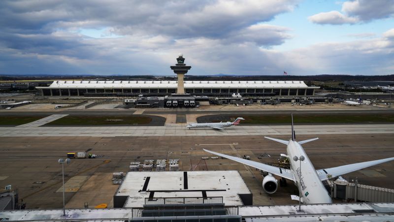 NextImg:FAA lifts ground stop at DC-area airports after pausing departures for repairs at air traffic control facility | CNN