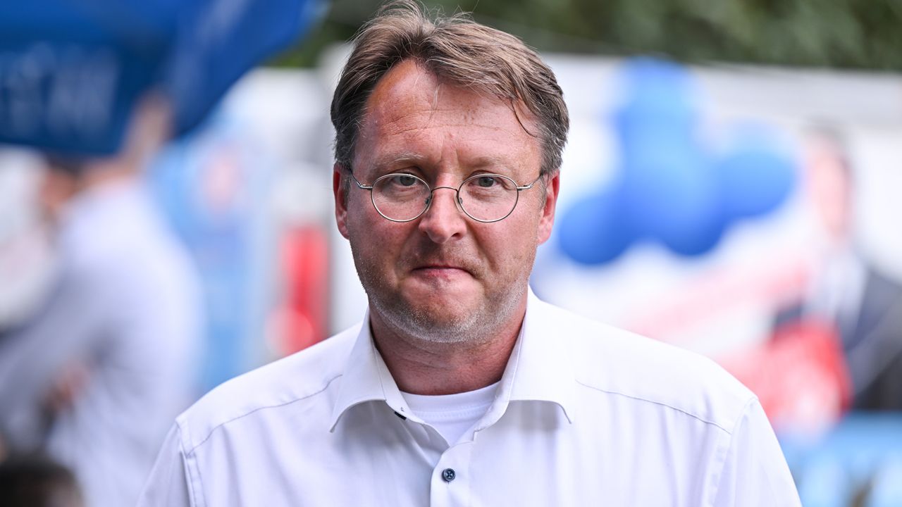 Sesselmann beat the Christian Democratic Union (CDU) party incumbent, a win that has alarmed opposition politicians.