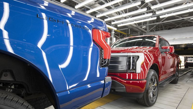 NextImg:Ford to lay off workers as it focuses on electric vehicles | CNN Business