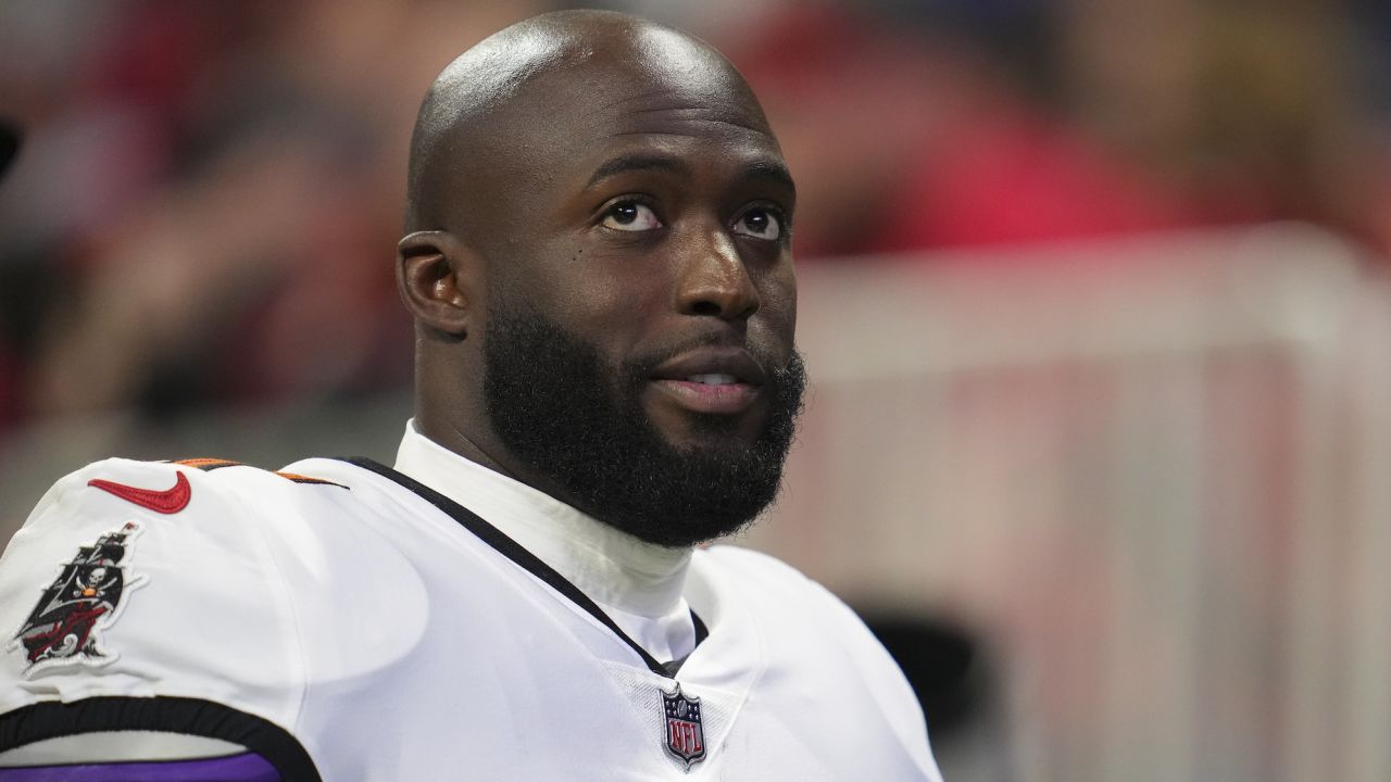 NFL player says he's 'blessed' after escaping vehicle fire