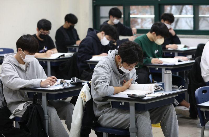 South Korea Is Cutting 'killer Questions' From An 8-hour Exam Some ...