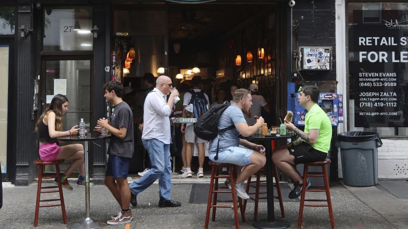 NextImg:The Fed's favorite inflation gauge shows prices rose just 0.1% last month | CNN Business