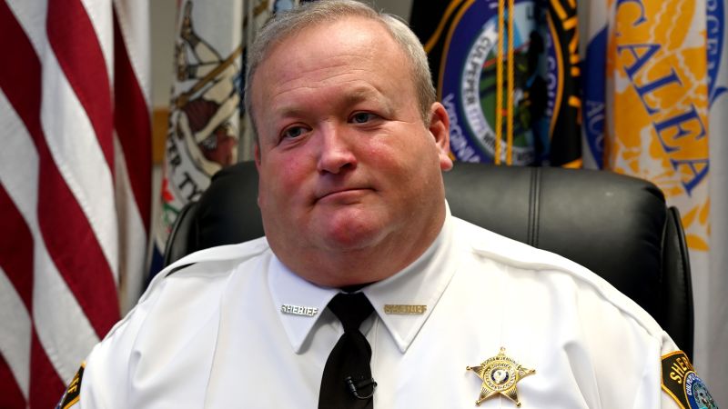 Trump announces pardon for former Virginia sheriff convicted of federal bribery charges | CNN Politics