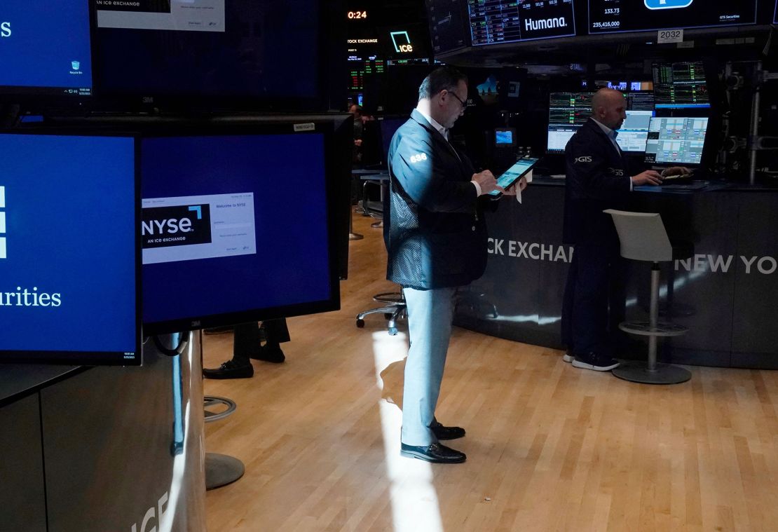 Traders work the floor of the New York Stock Exchange on May 25, 2023.