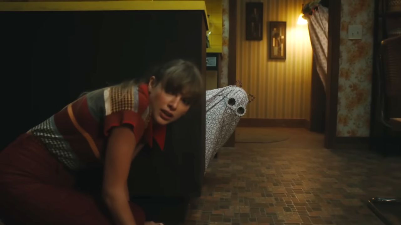 Taylor Swift in the 'Anti-Hero' music video.