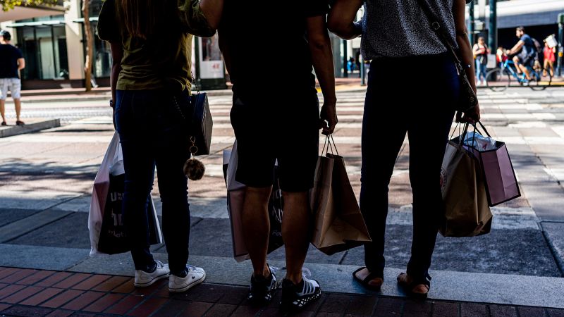 NextImg:The Fed can't decide how much money US households have left | CNN Business