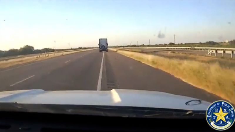 Video: Texas police releases video of truck tractor pursuit with 12 illegal immigrants  | CNN