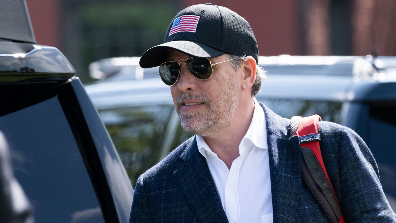 Hunter Biden walks to a waiting SUV after arriving with US President Joe Biden on Marine One at Fort McNair in Washington, DC, on July 4, as they return to Washington after spending the weekend at Camp David.