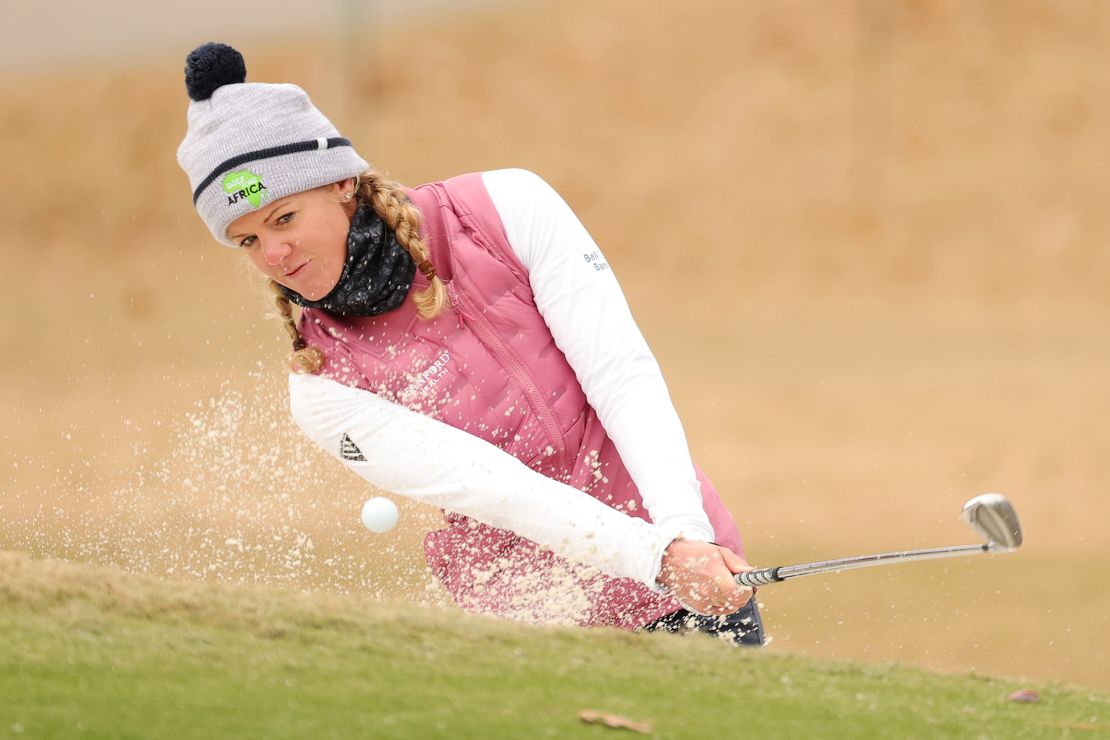 HOUSTON, TEXAS - DECEMBER 14: Amy Olson of the United States  plays a shot from a bunker on the 17th hole during the continuation of the final round of the 75th U.S. Women's Open Championship at Champions Golf Club Cypress Creek Course on December 14, 2020 in Houston, Texas. (Photo by Carmen Mandato/Getty Images)