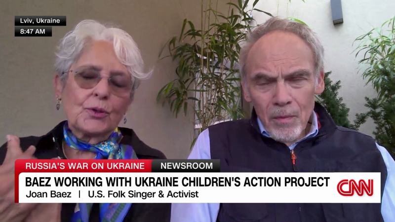 Video: Folk legend Joan Baez helps Ukrainian children displaced by war | CNN