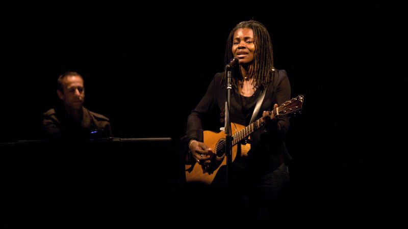 NextImg:'Fast Car' remake helps Tracy Chapman make country music history | CNN