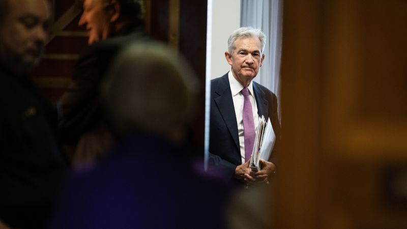 NextImg:Why the Fed wants a good inflation report — but not a good jobs report | CNN Business