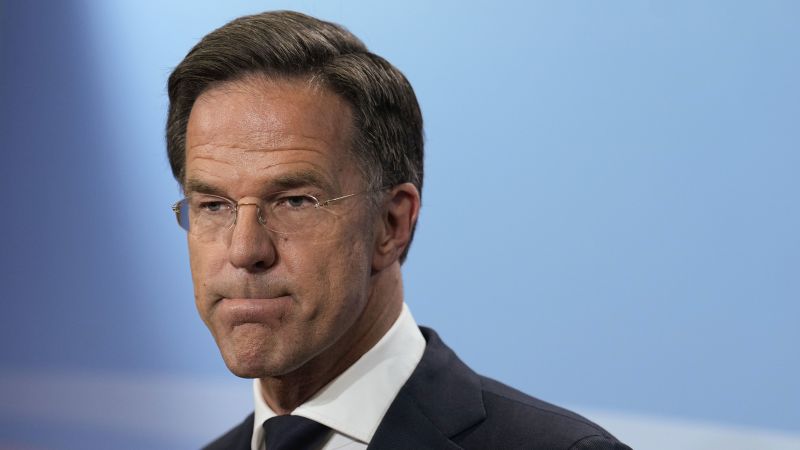 NextImg:Dutch government collapses over immigration policy | CNN