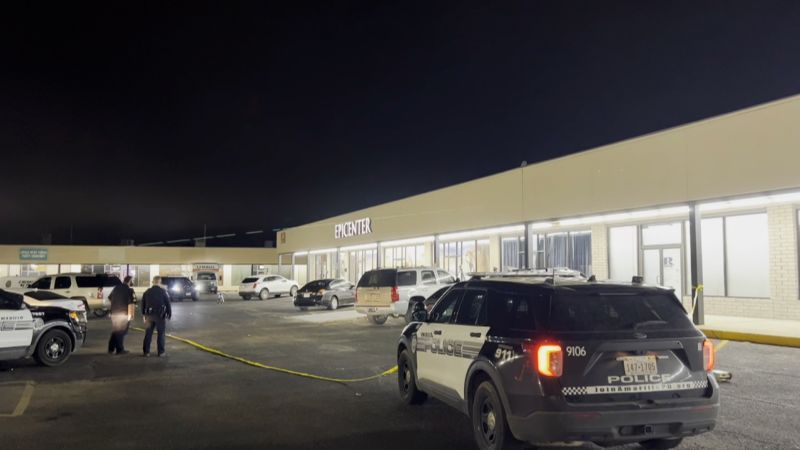 NextImg:2 killed, 5 injured after shooting at Texas party | CNN