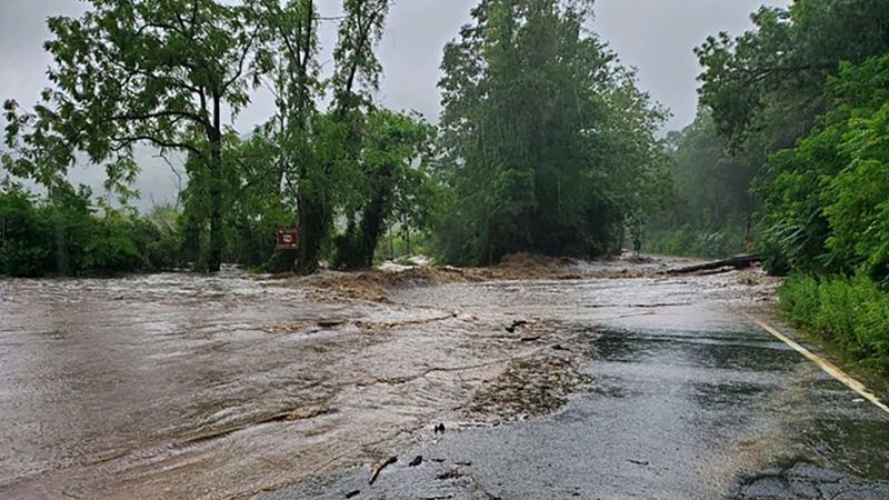 NextImg:Warnings are in effect for potentially 'catastrophic' flash flooding across southeastern New York | CNN