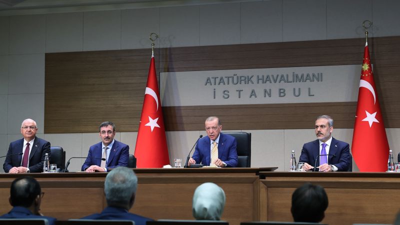 NextImg:Erdogan links Sweden's NATO bid to Turkey joining the EU | CNN