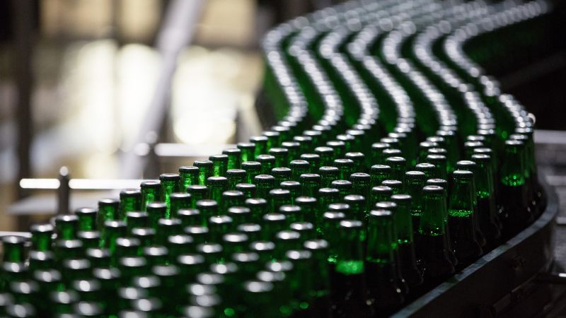 NextImg:Exclusive: 'Shameful and unethical.' Heineken, Unilever and Oreo maker Mondelez accused of breaking promises to leave Russia | CNN Business