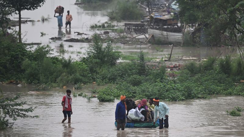 NextImg:At least 41 dead after heavy rain and flash floods in northern India | CNN