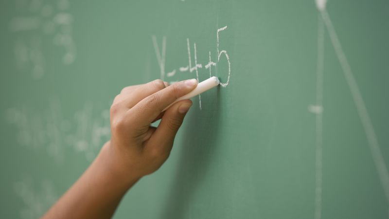 NextImg:Students still struggle with math and reading despite the end of the pandemic era, study shows | CNN