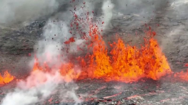 Video: Volcano eruption started south of Iceland’s capital | CNN