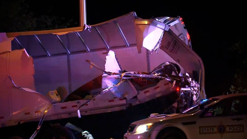 NextImg:At least 3 dead and 14 injured after crash involving Greyhound bus and other vehicles in Illinois | CNN