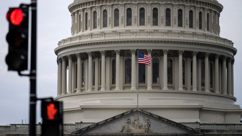 NDAA: McCarthy fait face à un défi pour avoir adopté le projet de loi sur la défense après