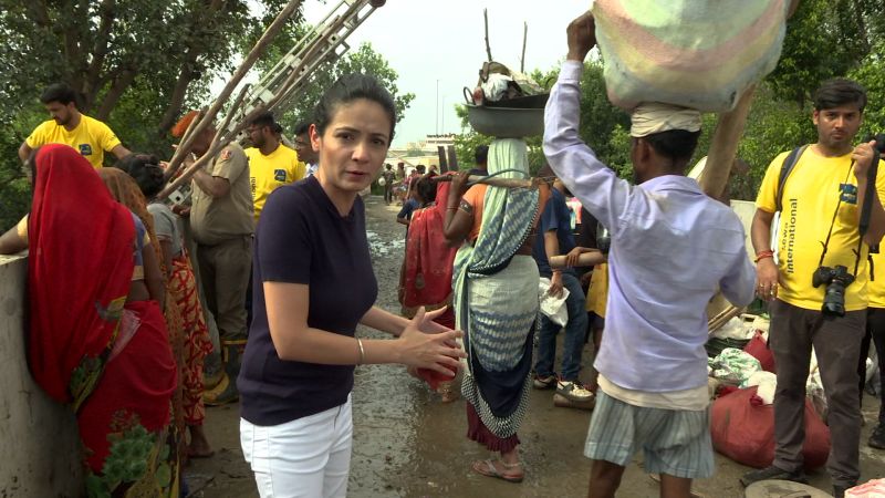 See what it’s like in India as residents flee flooding in panic | CNN