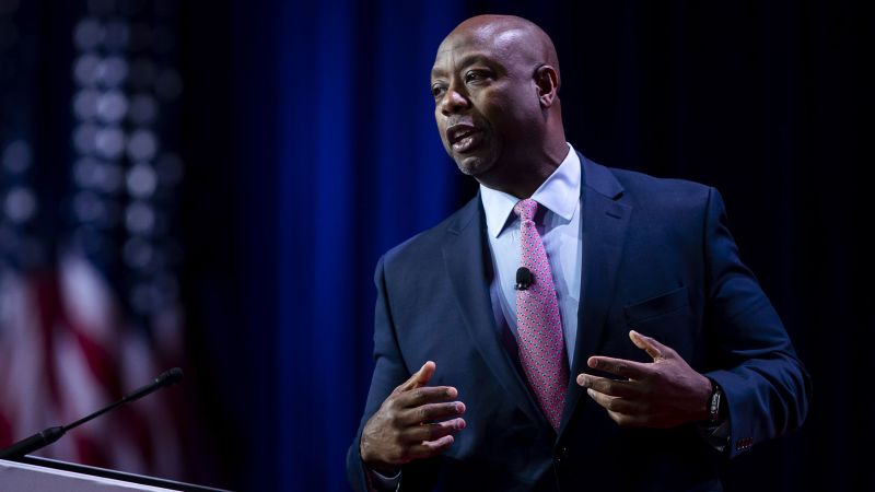 NextImg:Deep-pocketed donors give fresh attention to Tim Scott's long-shot presidential bid | CNN Politics