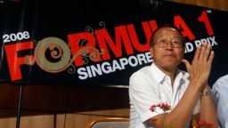 Billionaire hotelier Ong Beng Seng smiles during a news conference in Singapore May 11, 2007. Singapore will host a Formula One race in 2008, Iswaran said on Friday. Iswaran told a media briefing that a first race could be held in September or October next year and might be a night race. An F1 night race would be the first in the world, although several Grand Prix drivers have spoken against it, citing safety concerns.  REUTERS/Vivek Prakash (SINGAPORE)