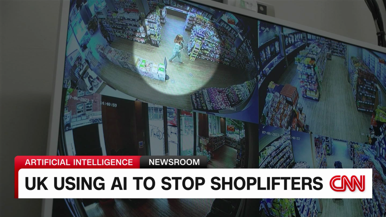 exp Using A.I. to thwart shoplifters Stewart pkg 071401ASEG4 CNNI World_00002001.png