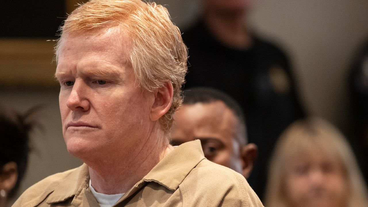 Alex Murdaugh's first released prison phone call is a 42 second