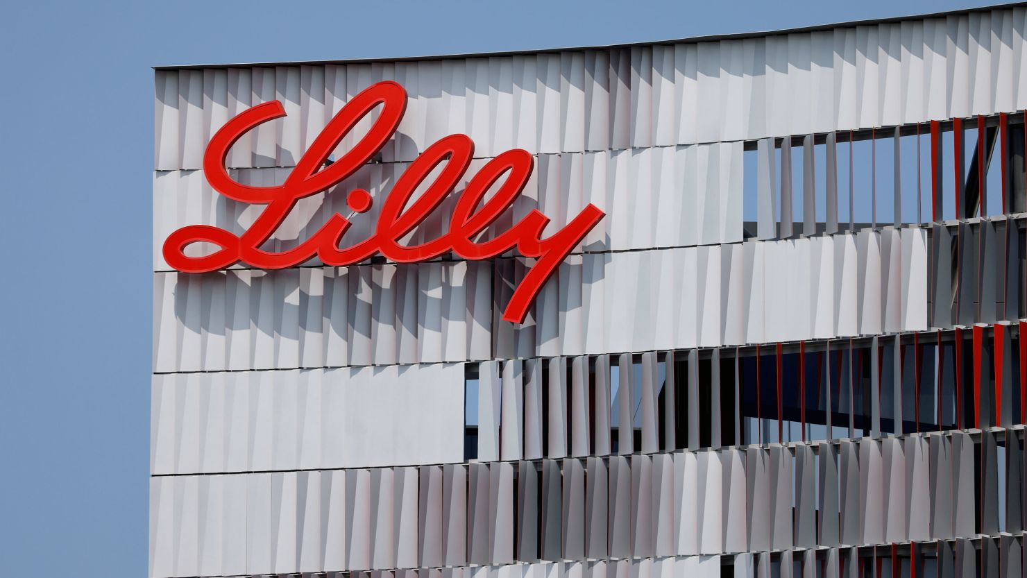 FILE PHOTO: Eli Lilly logo is shown on one of the company's offices in San Diego, California, U.S., September 17, 2020. REUTERS/Mike Blake/File Photo/File Photo