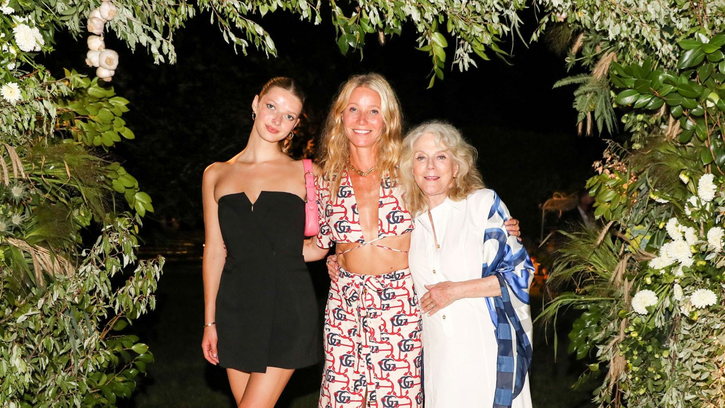 Paltrow poses with lookalike daughter Apple Martin at Goop