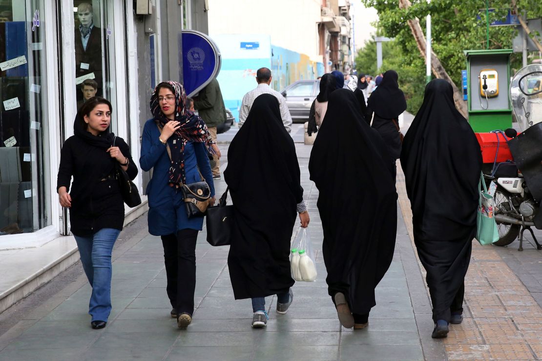 Iranian police have announced a new campaign to force women to wear the Islamic headscarf. 