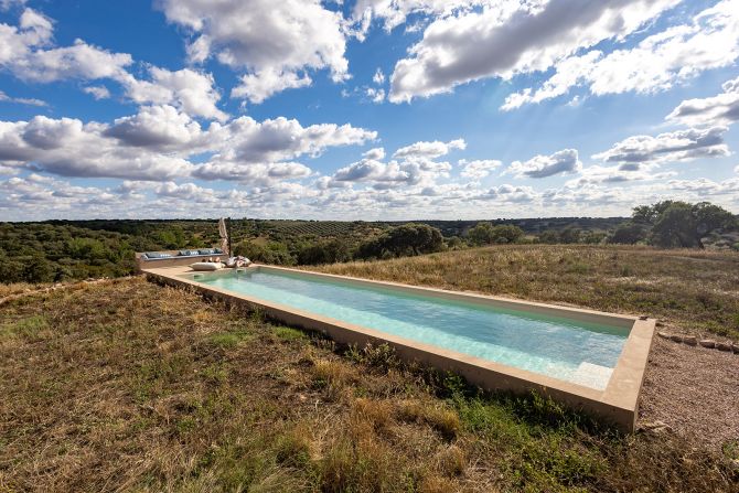 <strong>Outdoor pool: </strong>The house includes a swimming pool, while the former barn has been converted into a "pool house."