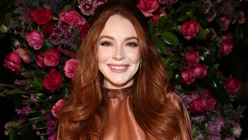 NextImg:Lindsay Lohan welcomes baby boy | CNN