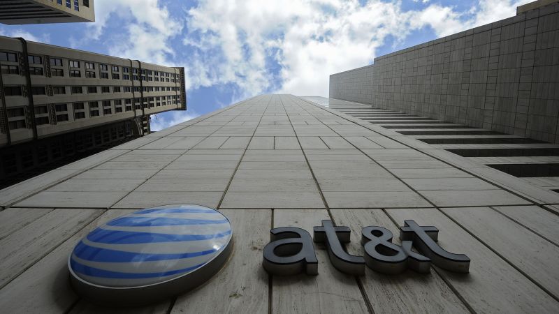 You are currently viewing AT&T shares hit 30 year low after toxic lead cable report – CNN