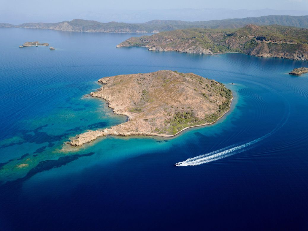 <strong>Seven Islands: </strong>The uninhabited Yedi Adalari offer sublime swimming and snorkeling.