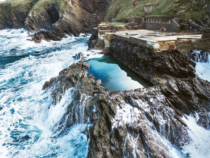 The Lewinnick Cove House Pool was built into the rocky landscape of Cornwall, UK, by the lawyer and financier Frederick Baker in 1927.