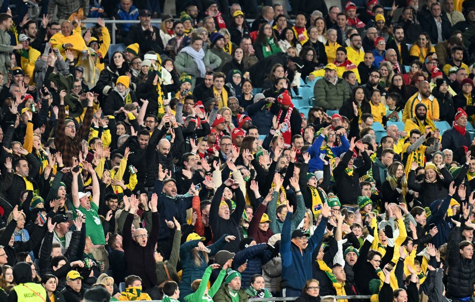 Supporters of both Australia and Ireland watch the match in Sydney. The second match of this year's tournament set a new <a href=