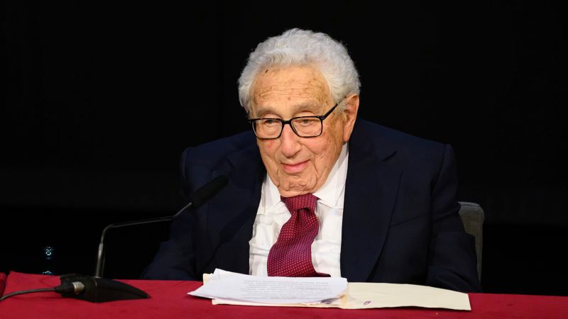 Xi hails ‘old friend’ Kissinger during meeting that harks back to an era of warmer ties | CNN