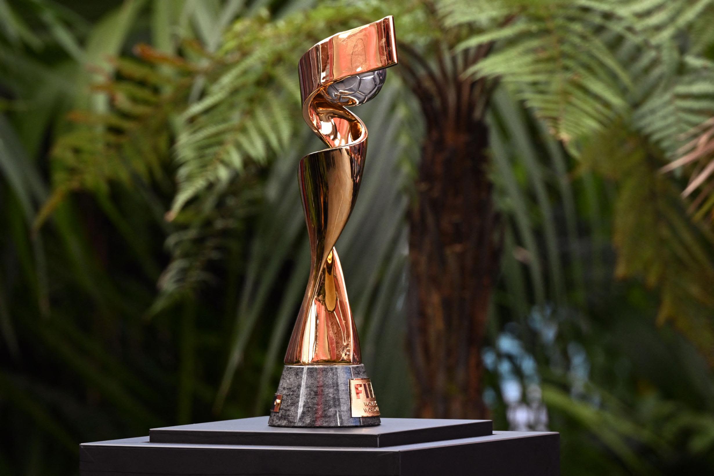 FIFA World Cup Trophy Welcomed in Costa Rica 