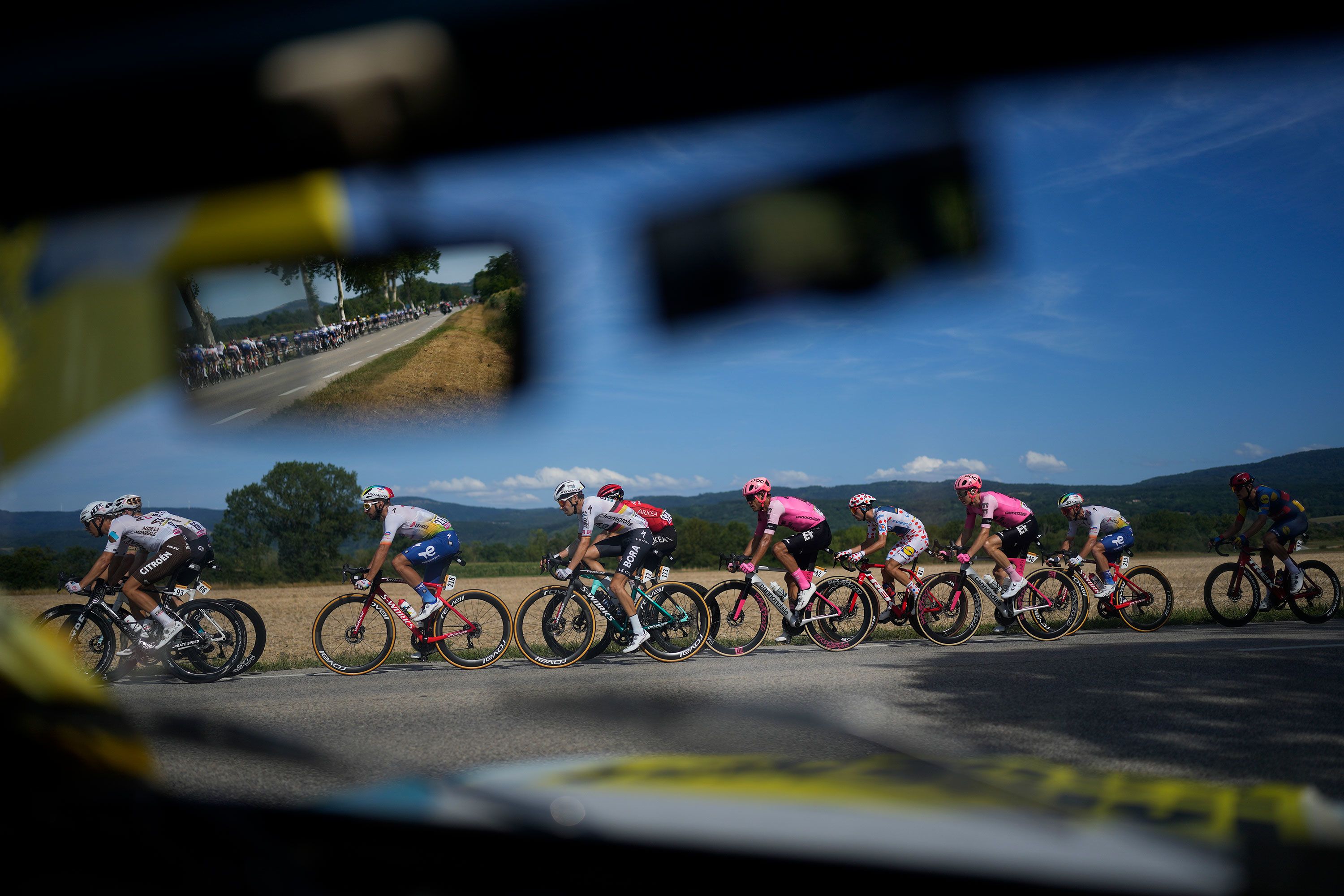 Cyclists in Tour de France.