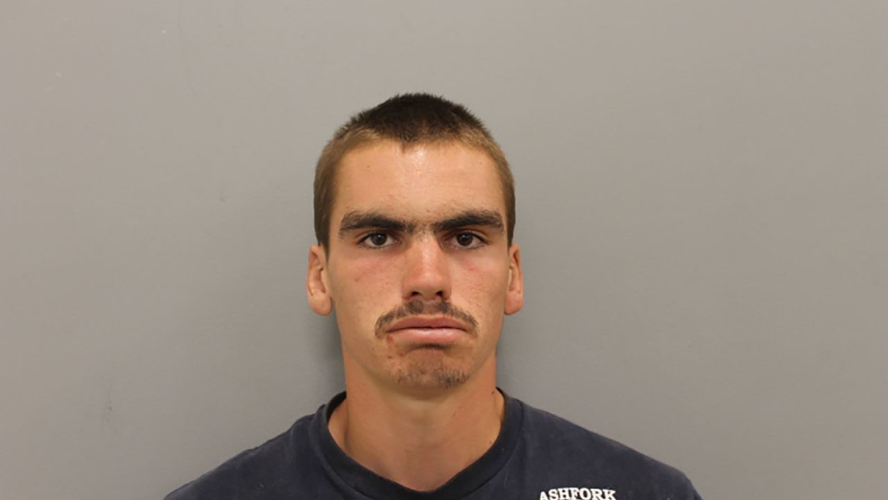 Firefighter charged with arson after confessing to setting multiple