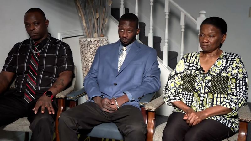 Video: 2 Black men file lawsuit alleging torture by Mississippi police | CNN